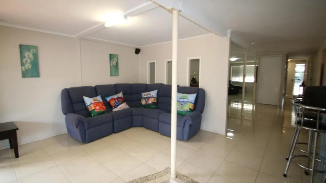Bongaree Beach House With Pool Hébergement de vacances
